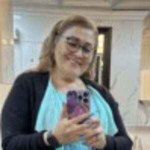 Profile picture of Miriam Holguin