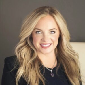 Profile picture of Lacey Holzen