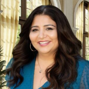 Profile picture of Claudia Navarro